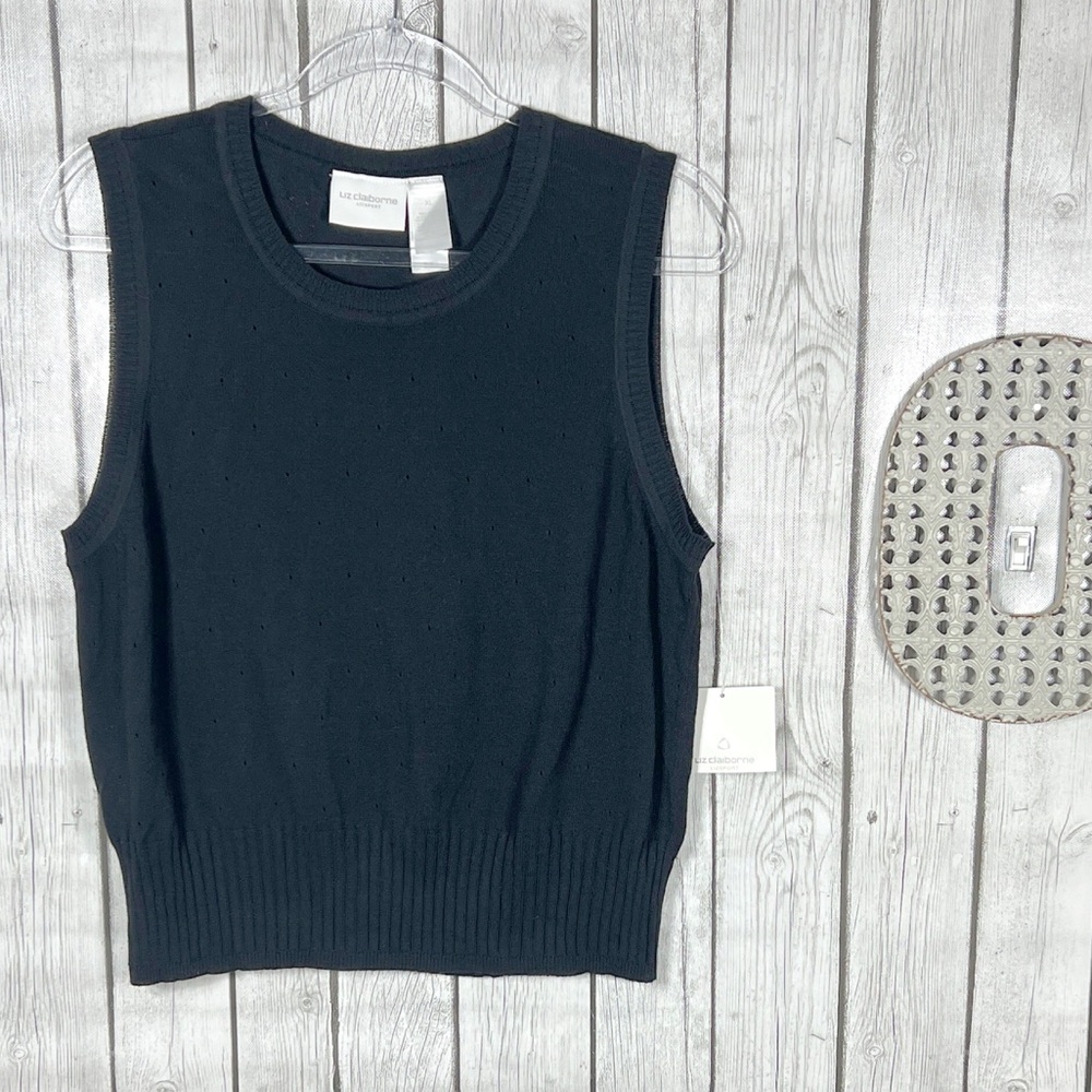 Liz Claiborne perforated sleeveless top size xl